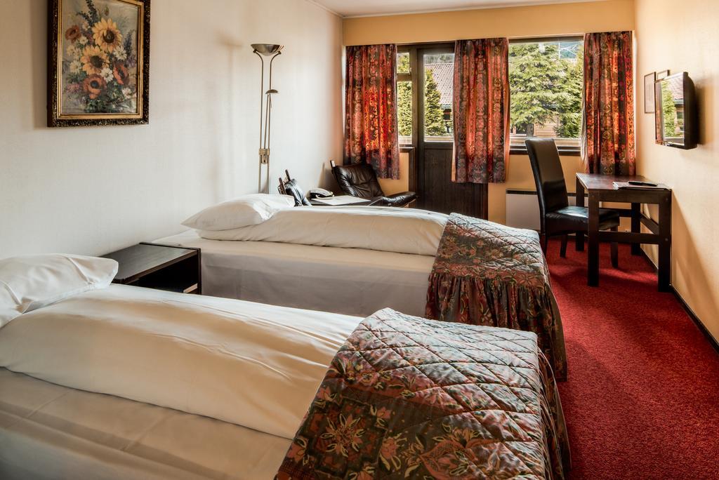 Sande Hotel Bagian luar foto